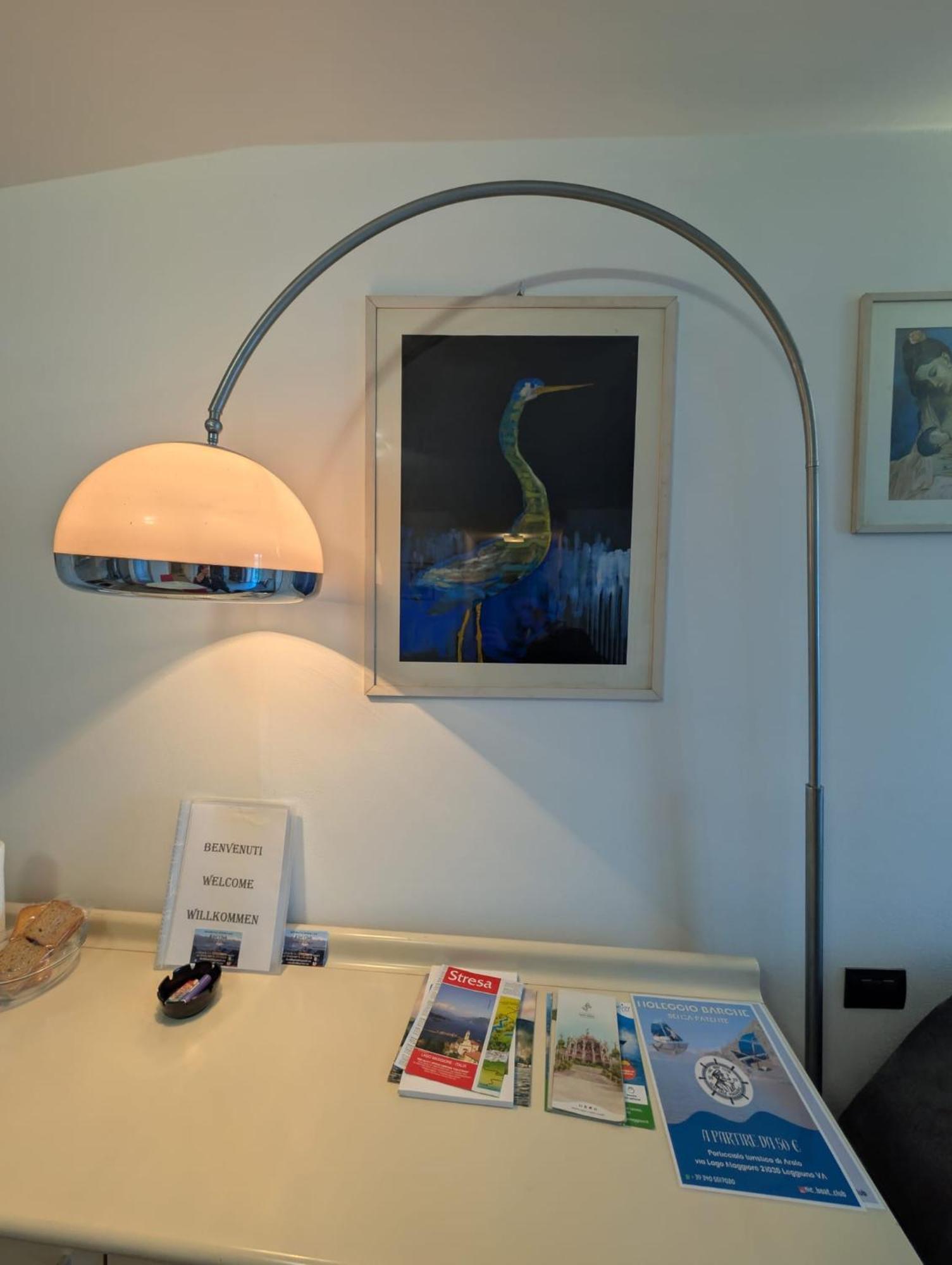 Appartamenti I Fiori Del Lago ラヴェーノ エクステリア 写真